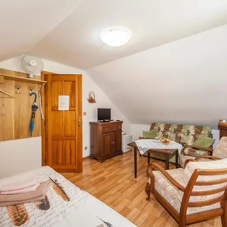 Penzion Pod Hrází Gasthof